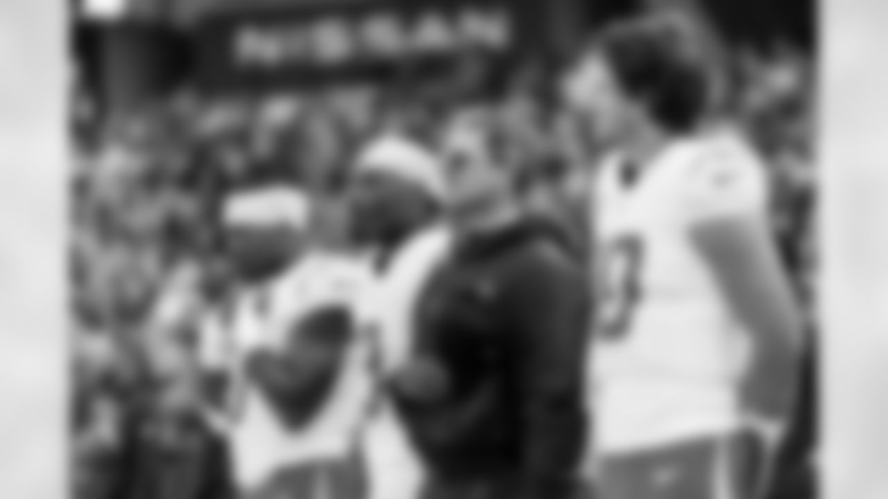 Check out the best shots from the Chargers Week 9 matchup against the Titans!