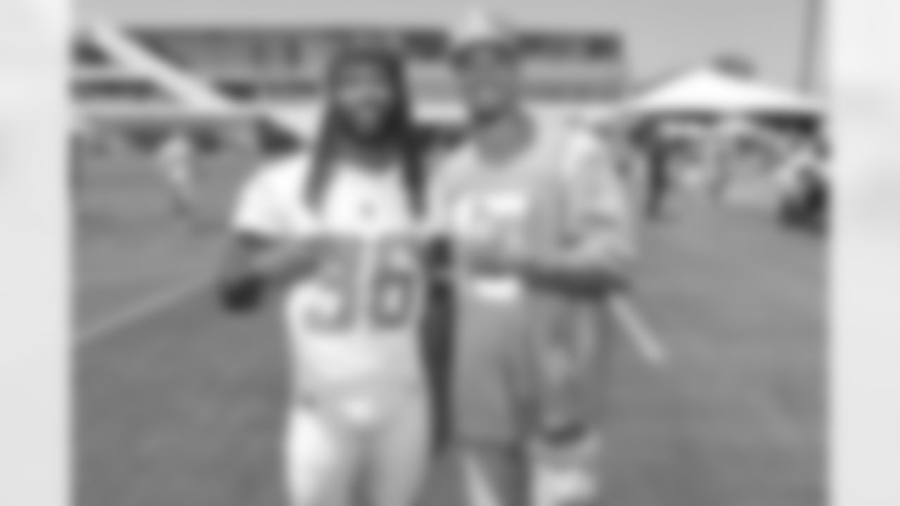 'Love Island' finalist Pepe Garcia stops by Day 1 of Chargers Training Camp at The Bolt.