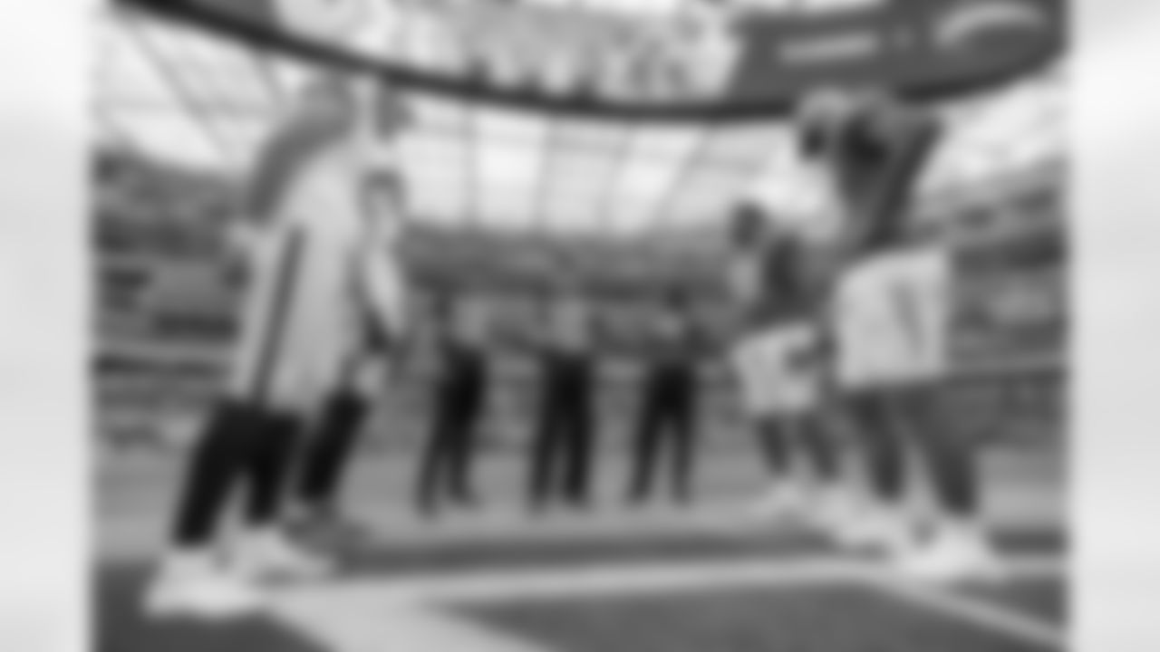 The Los Angeles Chargers play the Las Vegas Raiders on Sunday, October 1, 2023 at SoFi Stadium in Inglewood, CA.
[FINAL SCORE: LAC 24 - LV 17]