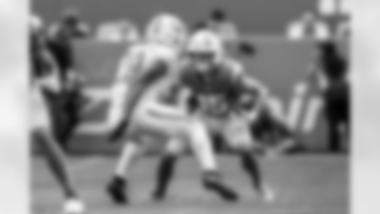Check out the best shots from the Chargers Week 6 matchup against the Dolphins!