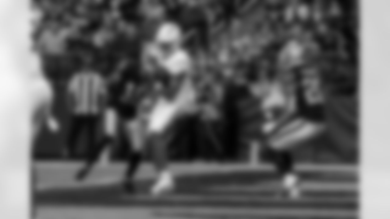 The Los Angeles Chargers play the Las Vegas Raiders on Thursday, December 14, 2023 at Allegiant Stadium in Las Vegas, NV.
[FINAL SCORE: LV 63 - LAC 21]