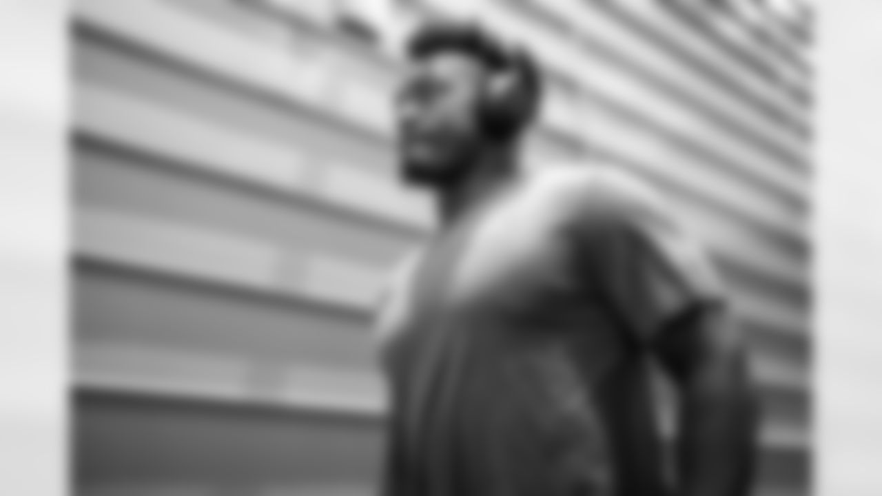 RB Kimani Vidal (30)