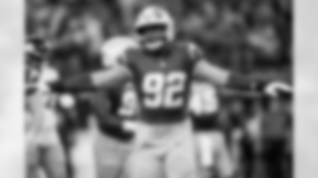 Check out the best shots from the Chargers Week 10 matchup against the Steelers!