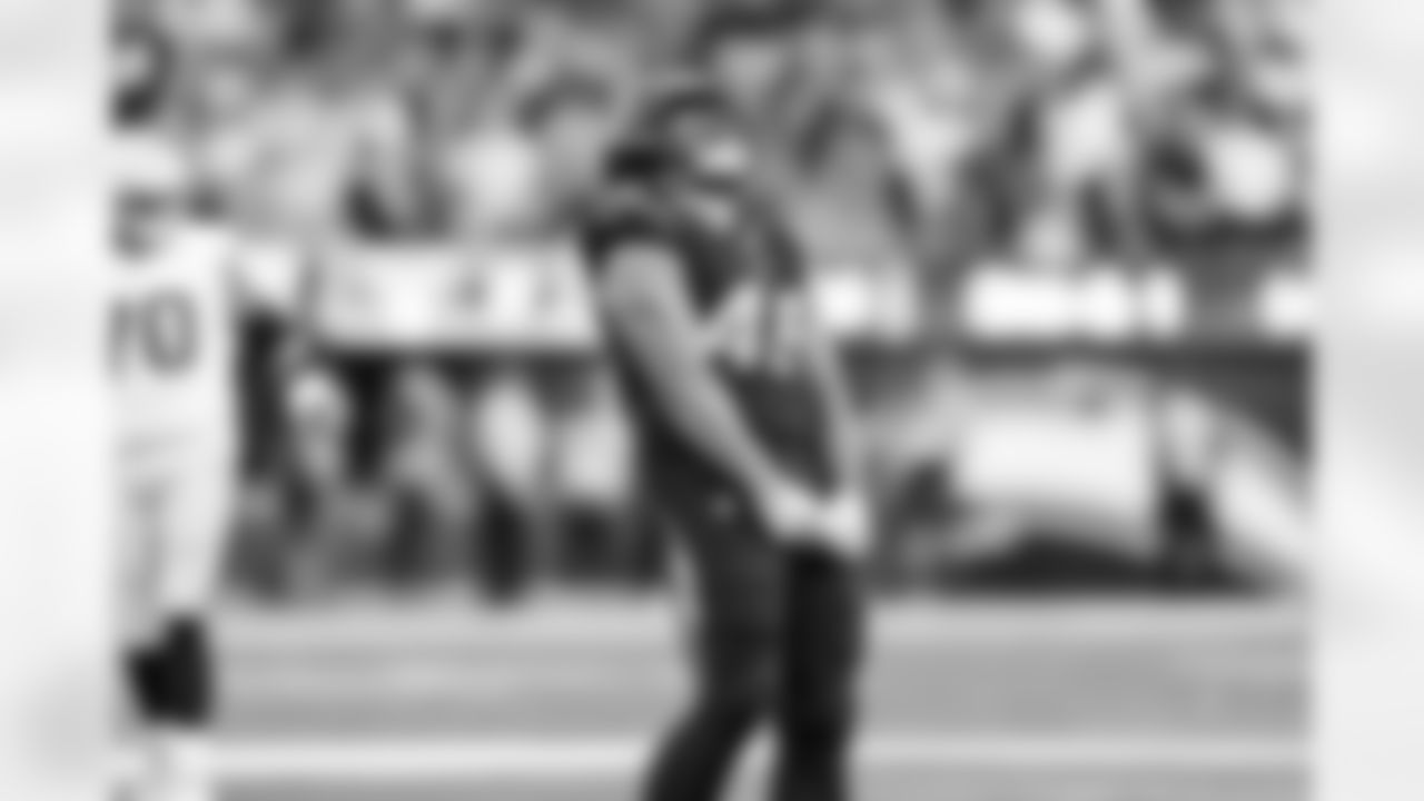 OLB Tuli Tuipulotu (45)