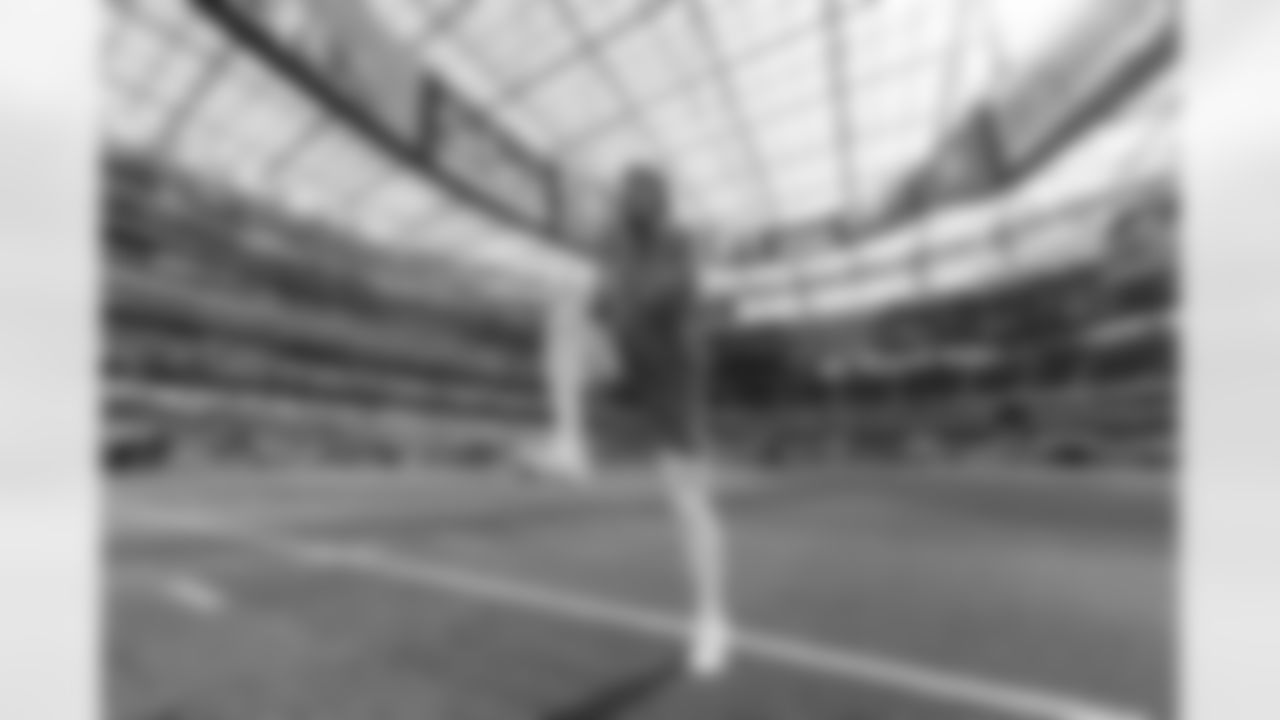 The Los Angeles Chargers play the Detroit Lions on Sunday, November 12, 2023 at SoFi Stadium in Inglewood, CA.
[FINAL SCORE: DET 41 - LAC 38]