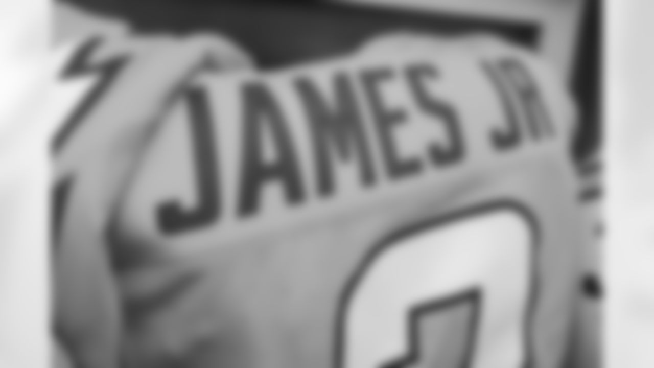 S Derwin James Jr. (3)