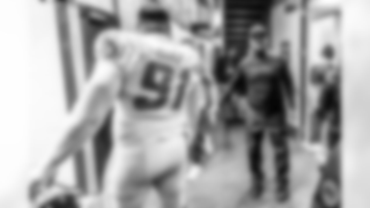 Take a look back at the Chargers Week 15 matchup with the Chiefs in monochrome.