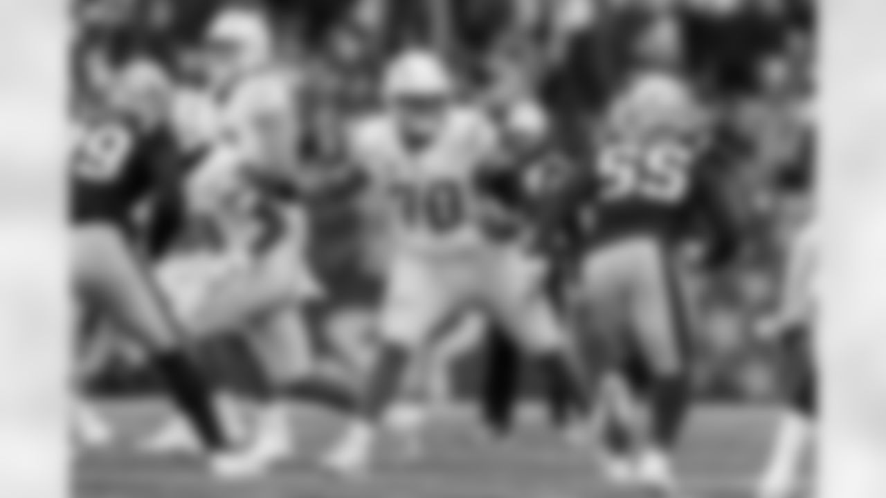 The Los Angeles Chargers play the New England Patriots on Saturday, December 28, 2024 at Gillette Stadium in Foxborough, MA.
[FINAL SCORE: LAC 40 - NE 7]