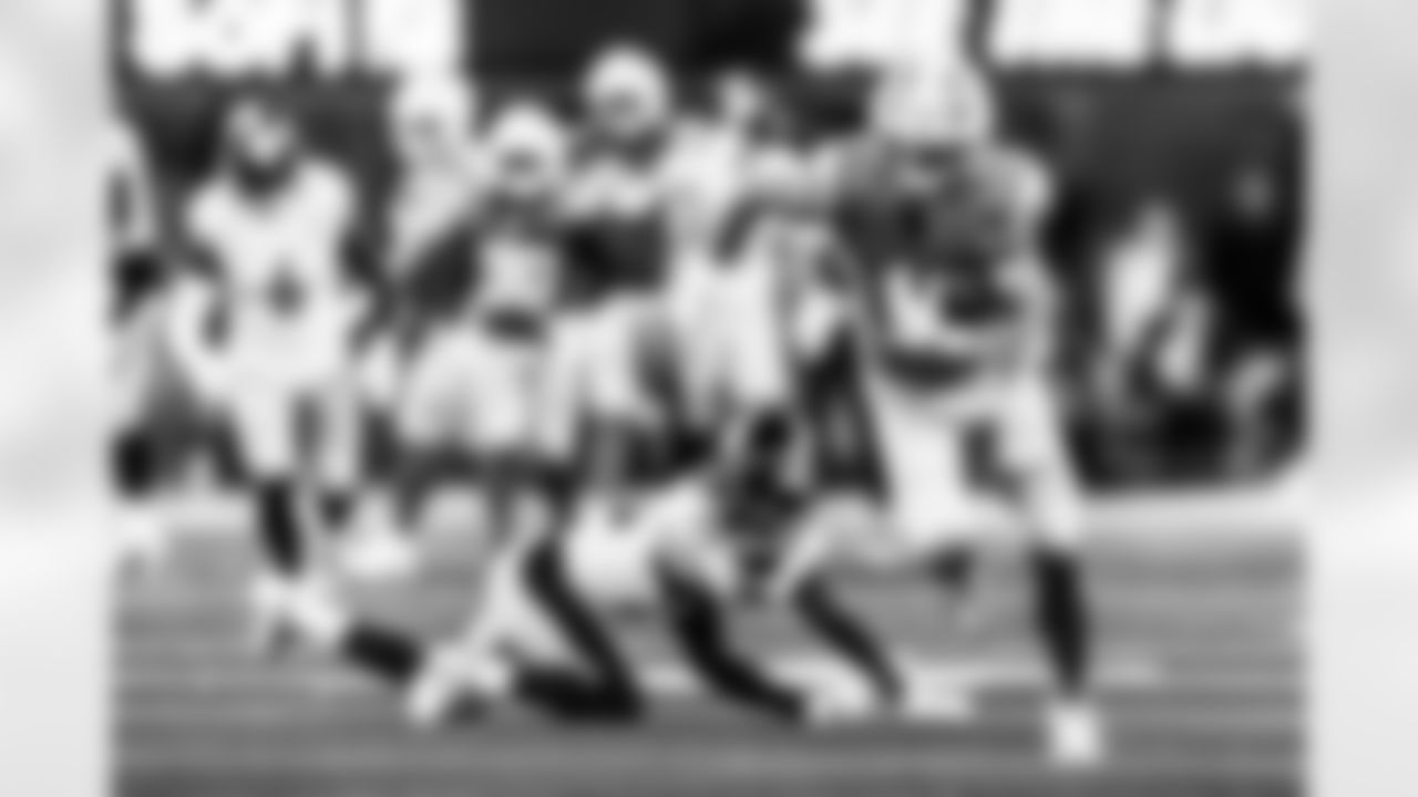 Take a look back at the Chargers Week 10 matchup with the Steelers in monochrome.