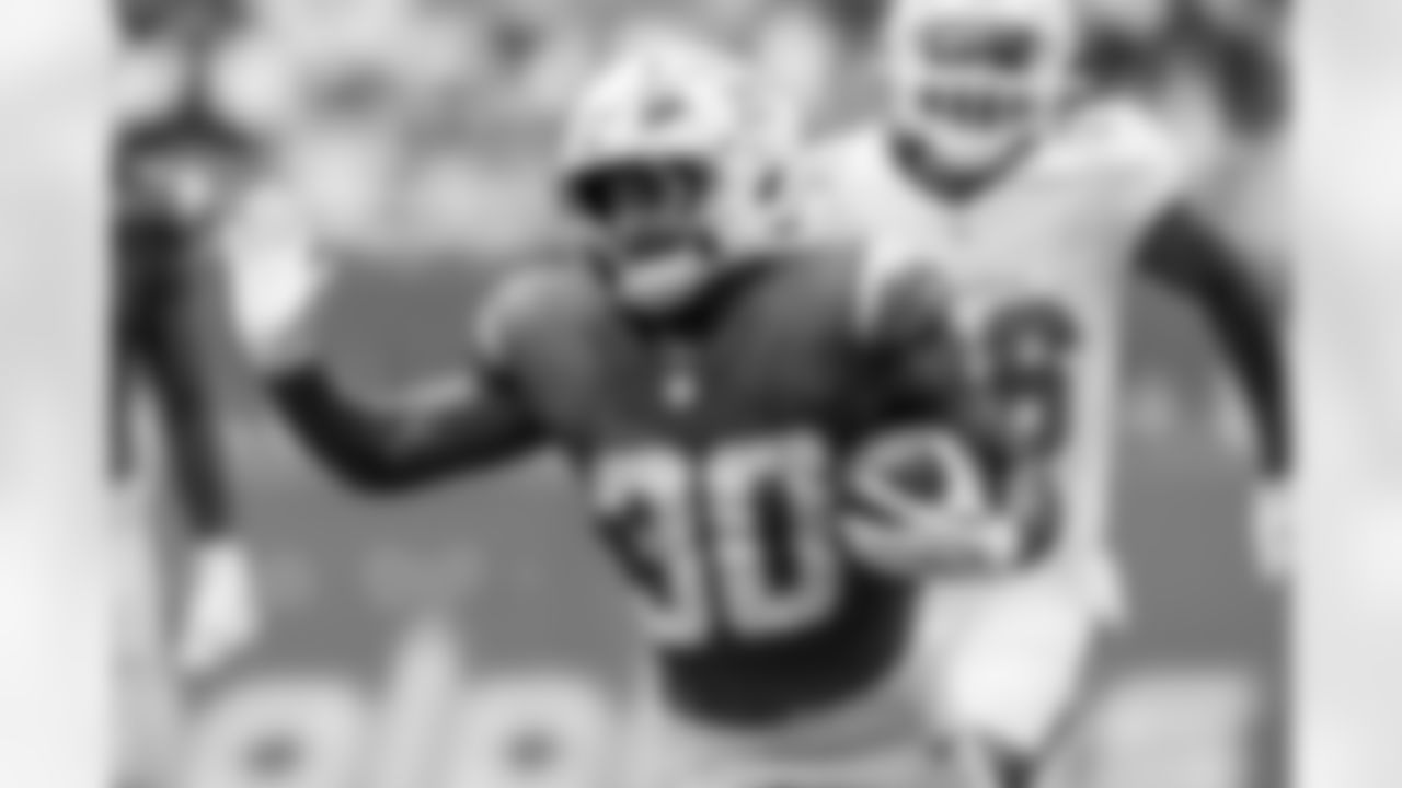 Check out the best shots from the Chargers Week 6 matchup against the Dolphins!