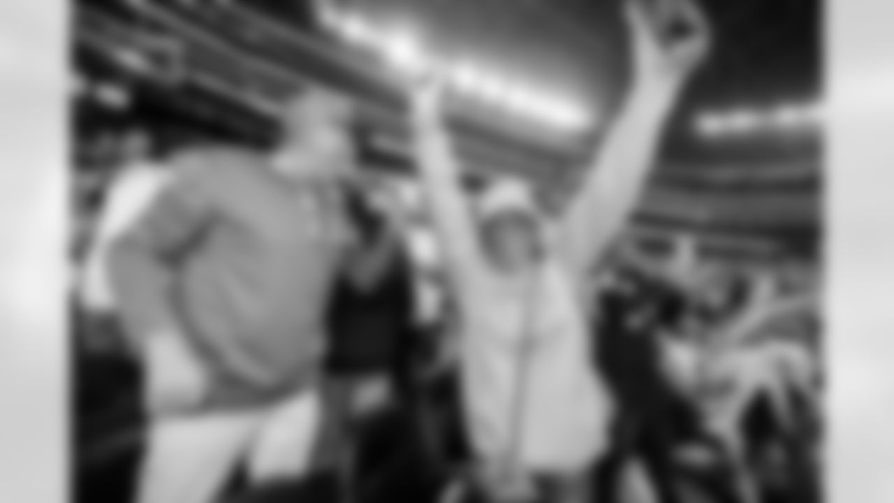 The Los Angeles Chargers play the Denver Broncos on Thursday, December 19, 2024 at SoFi Stadium in Inglewood, CA.
[FINAL SCORE: LAC 34 - DEN 27]