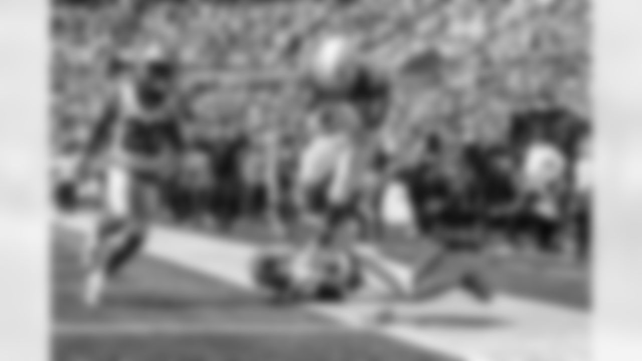 The Los Angeles Chargers play the Carolina Panthers on Sunday, September 15, 2024 at Bank of America Stadium in Charlotte, NC.
[FINAL SCORE: LAC 26 - CAR 3]