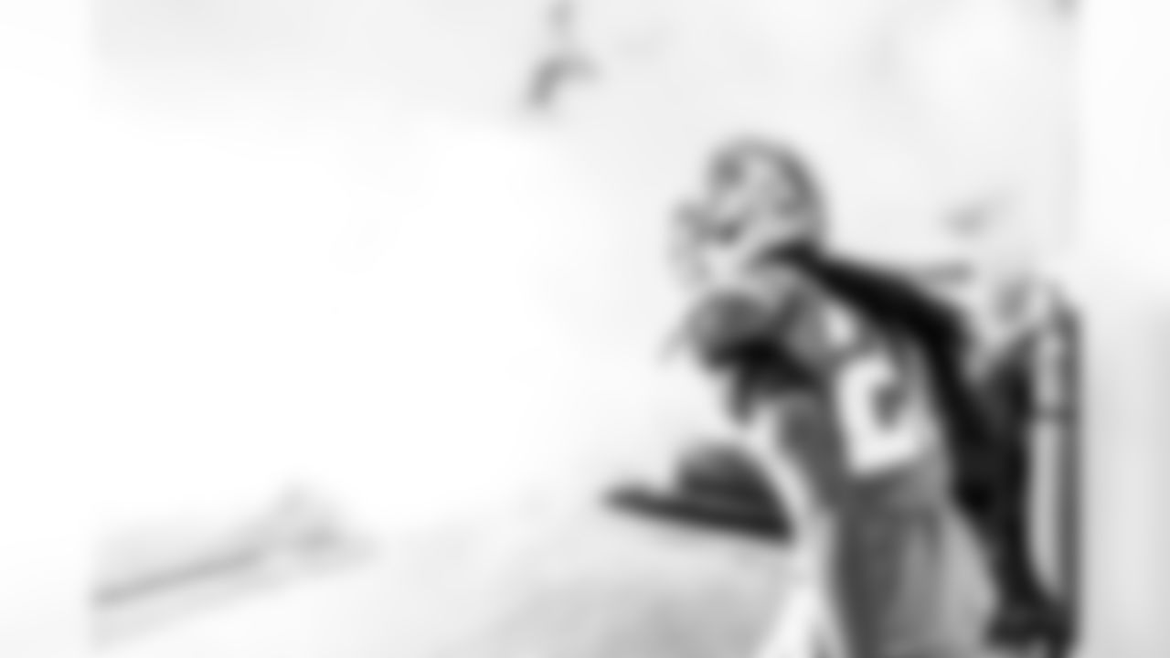 Take a look back at the Chargers Week 5 matchup with the Commanders in monochrome!