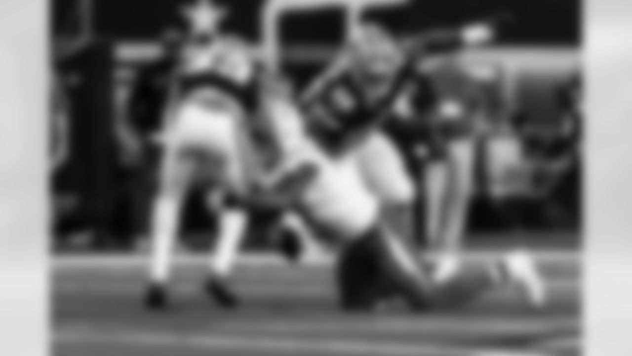 Check out the best shots from the Chargers Week 16 matchup against the Cowboys!