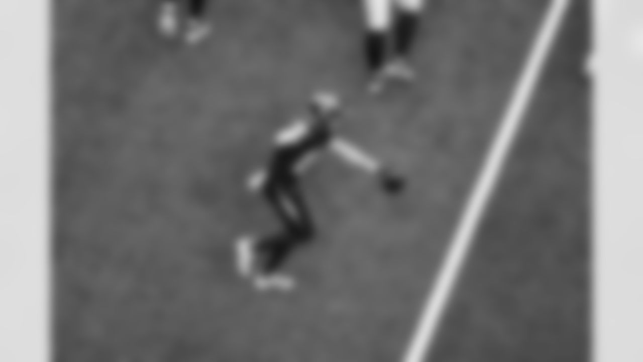 WR Ladd McConkey (15)