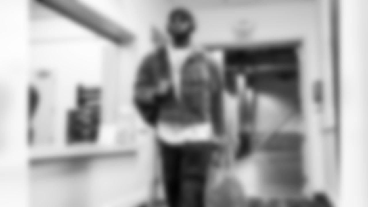 OLB Odafe Oweh (98)