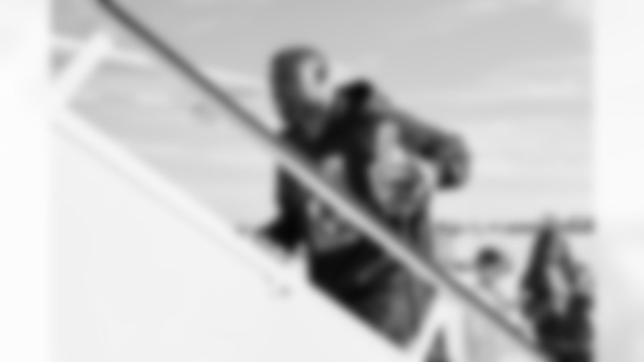 OLB Khalil Mack (52)