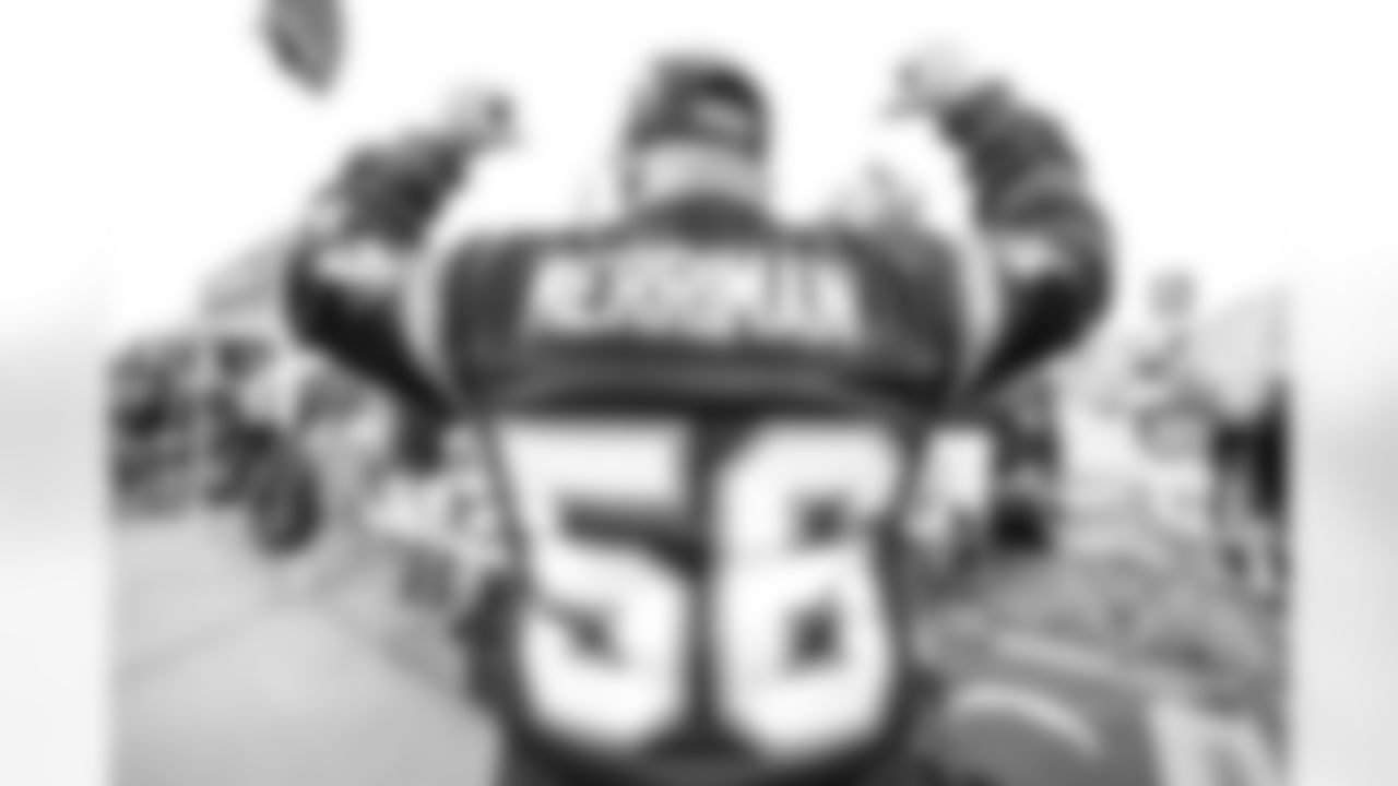 Fans joined the Bolt Fam at Pepsi Tailgate Central to get gameday ready for the Chargers' Week 13 clash with the Las Vegas Raiders.