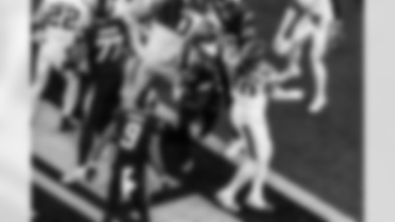 Take a look at the best photos of Chargers 2026 free agent Kimani Vidal