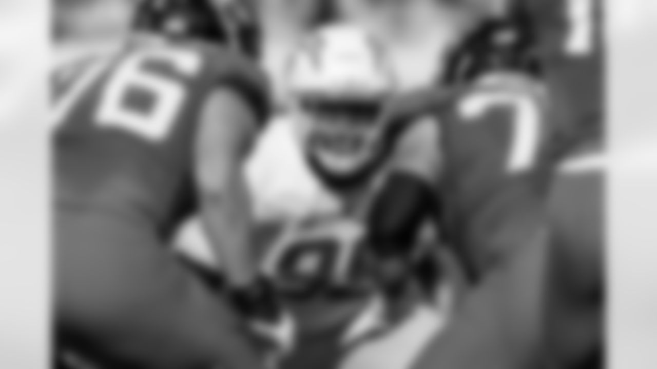 Take a look back at the best photos of the Chargers 2025 draft class in their inaugural NFL campaign.