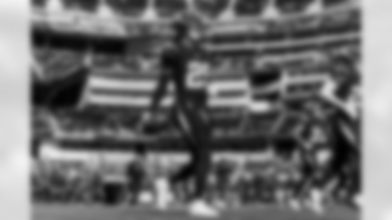 Check out the best shots from the Chargers Week 17 matchup against the Texans!