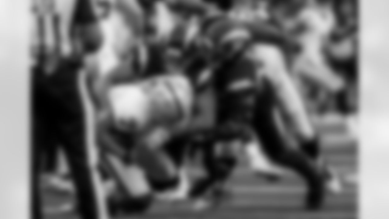 Take a look back at the best photos of Tuli Tuipulotu's 2025 campaign.