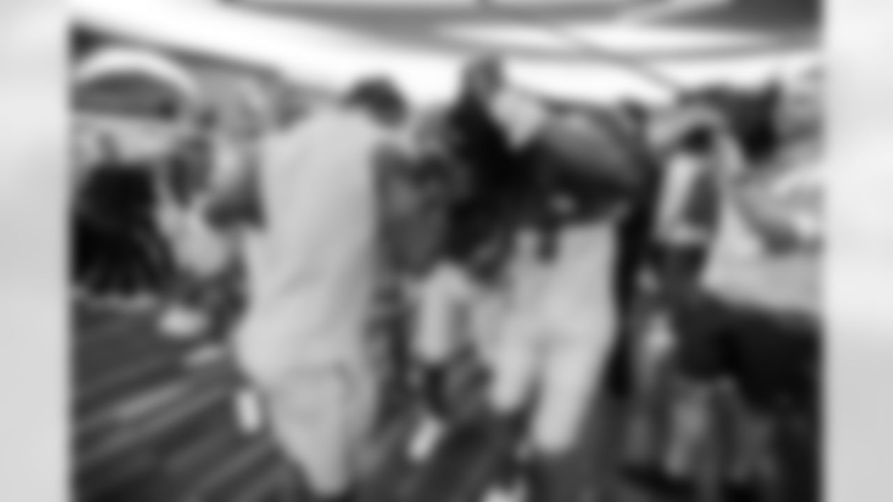 S Derwin James Jr. (3) and CB Donte Jackson (26)