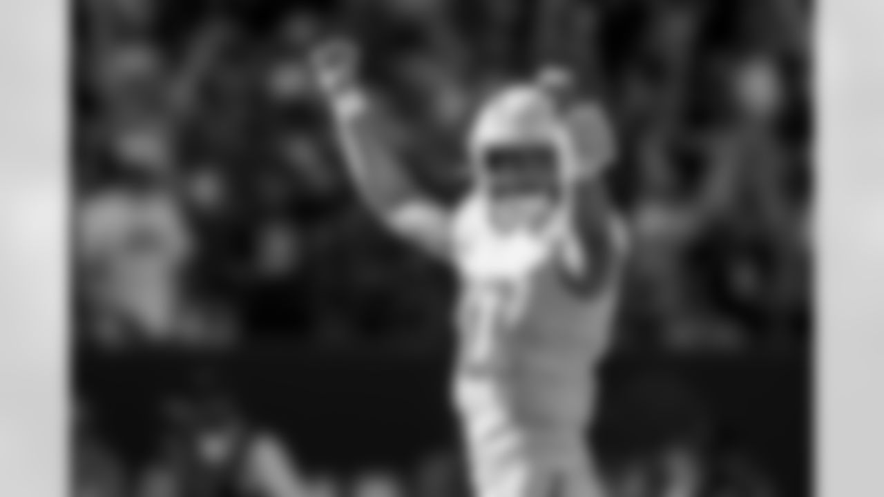 Take a look back at the best photos of the Chargers best celebrations of the 2025 season.