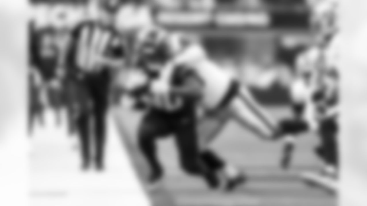 RB Kimani Vidal (30)