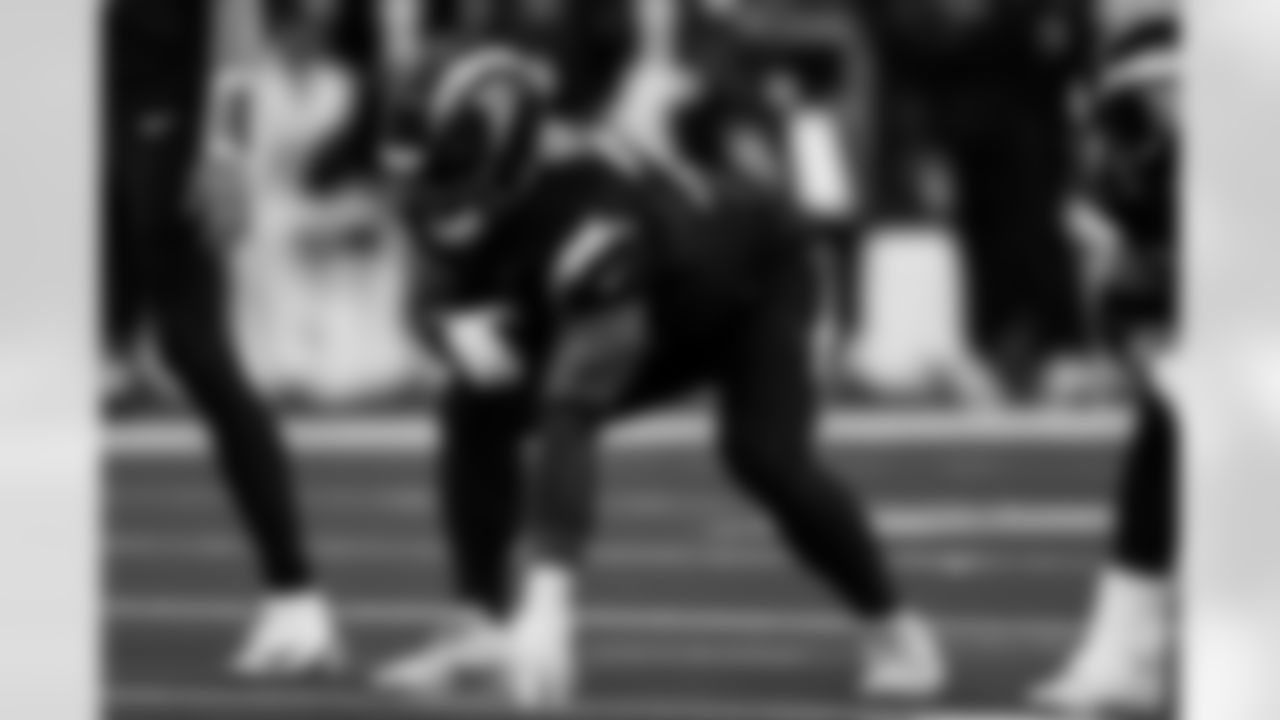 Take a look at the best photos of Chargers 2026 free agent Zion Johnson