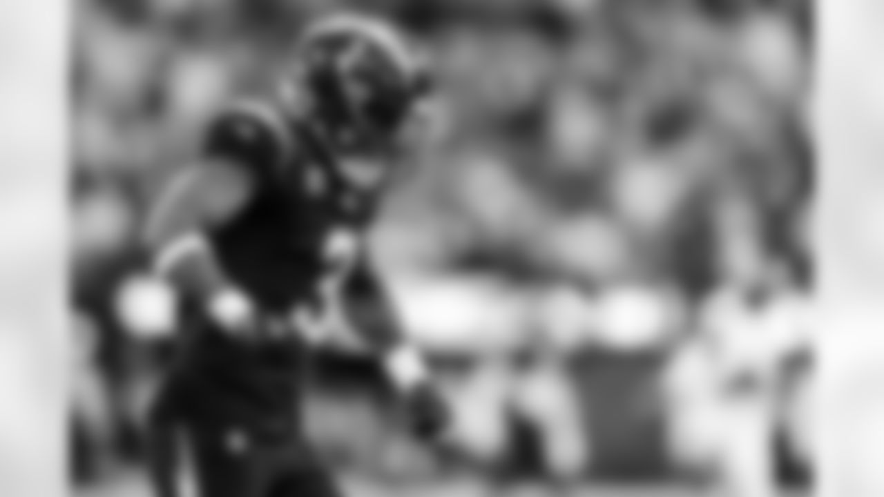 S Derwin James Jr. (3)