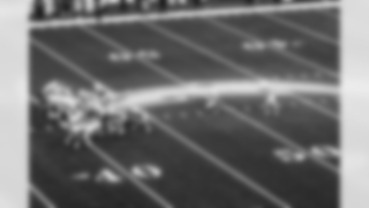 Take a look back at the Chargers Week 10 matchup with the Steelers in monochrome.