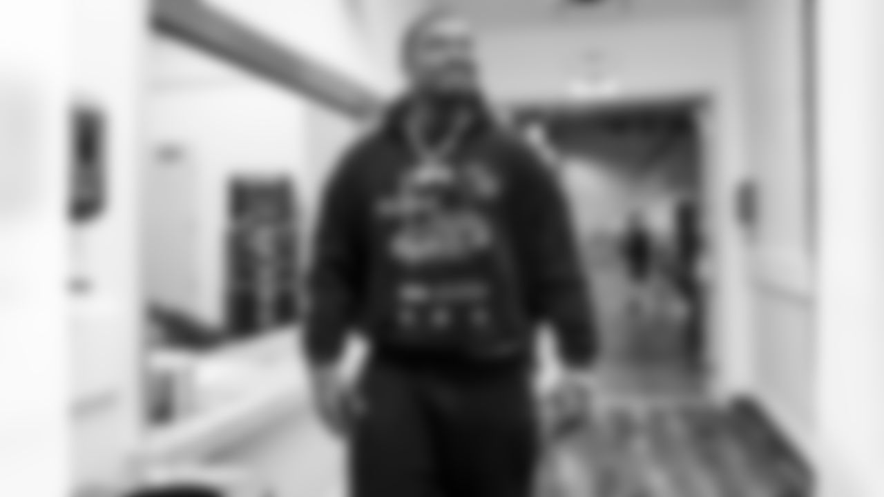 DL Justin Eboigbe (92)