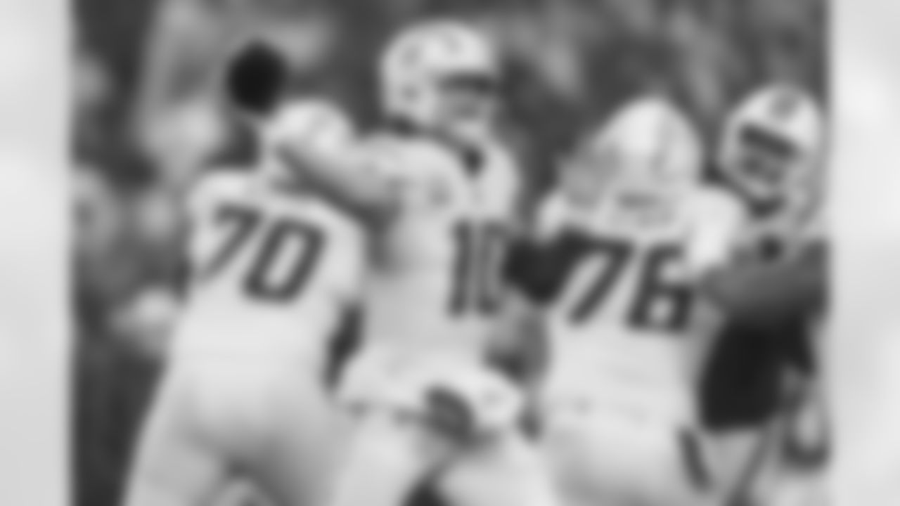 The Los Angeles Chargers play the New England Patriots on Sunday, December 3, 2023 at Gillette Stadium in Foxborough, MA.
[FINAL SCORE: LAC 6 - NE 0]