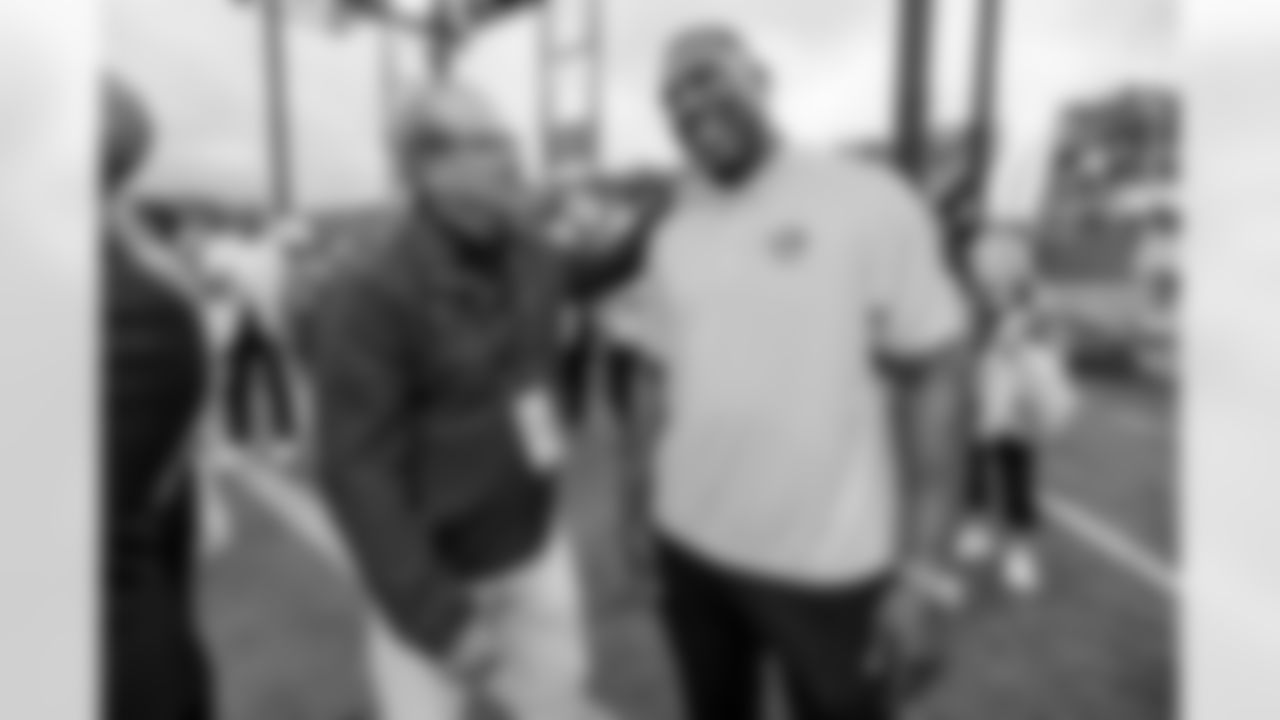 The Los Angeles Chargers play the Detroit Lions in the Hall of Fame game on Thursday, July 31, 2025 at Tom Benson Hall of Fame Stadium in Canton, OH.
[FINAL SCORE: LAC 34 - DET 7]