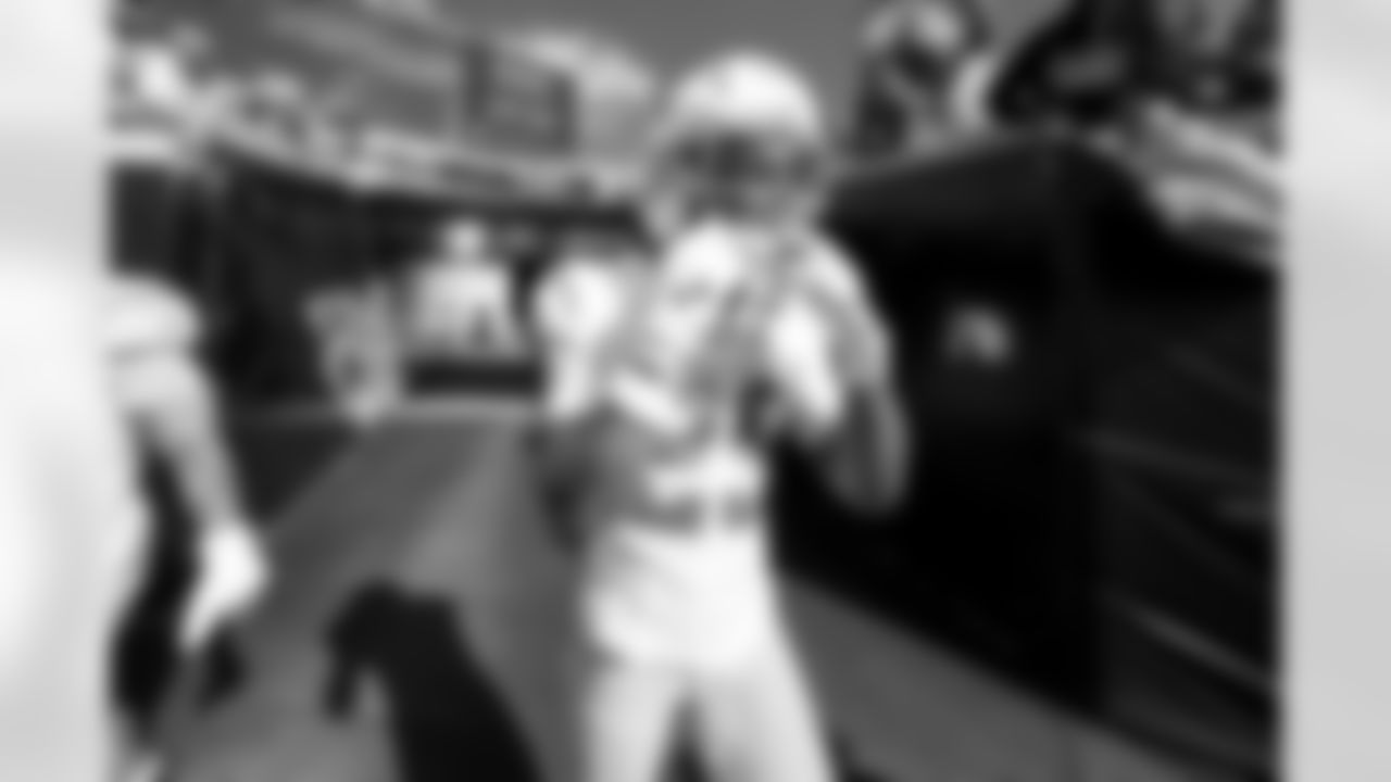 CB Tarheeb Still (29)