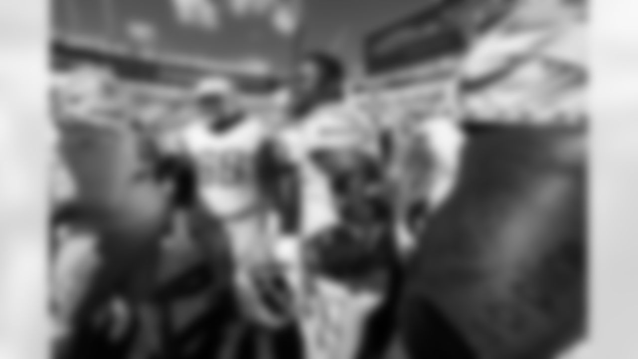 OLB Khalil Mack (52)