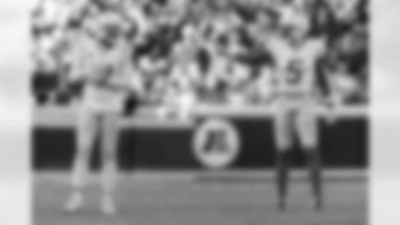 The Los Angeles Chargers play the Kansas City Chiefs on Sunday, October 22, 2023 at Arrowhead Stadium in Kansas City, MO.
[FINAL SCORE: KC 31 - LAC 17]