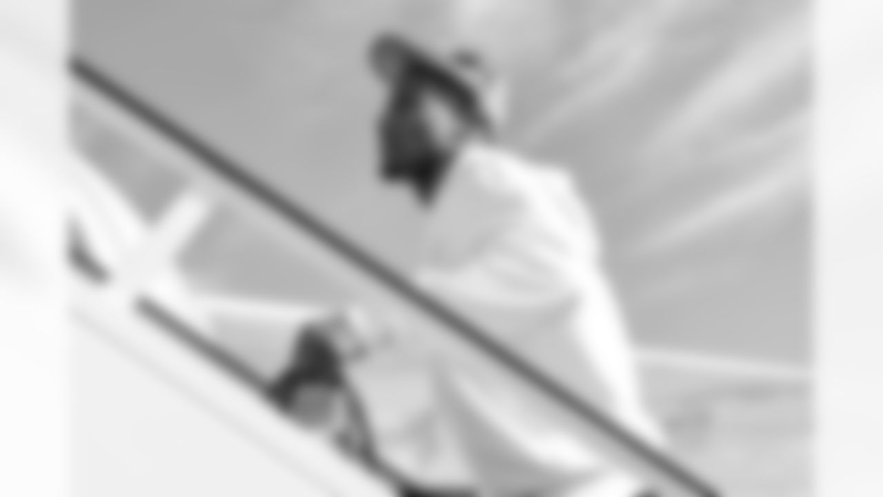 WR Derius Davis (12)