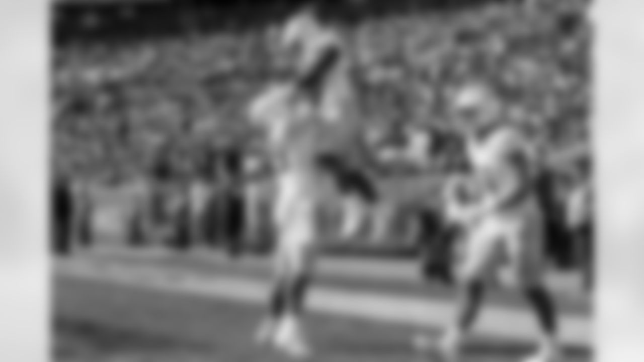 The Los Angeles Chargers play the Denver Broncos on Sunday, October 13, 2024 at Empower Field at Mile High in Denver, CO.
[FINAL SCORE: LAC 23 - DEN 16]