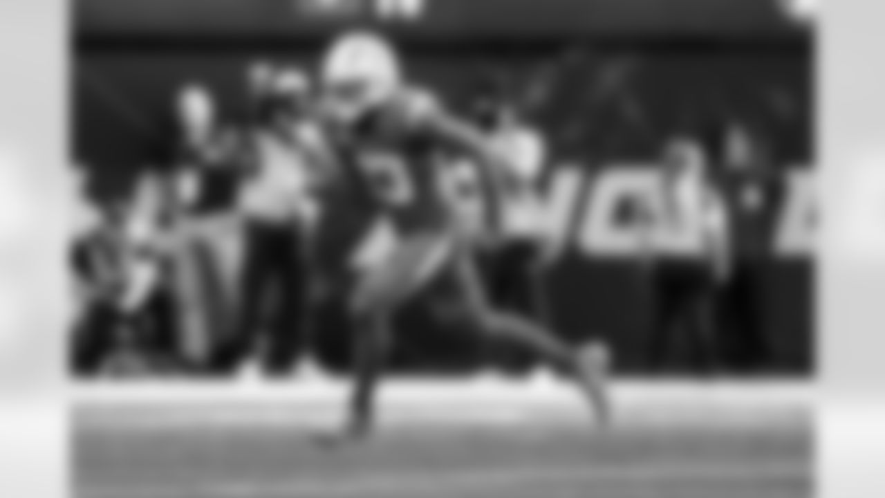 Check out the best shots from the Chargers Week 5 matchup against the Commanders!