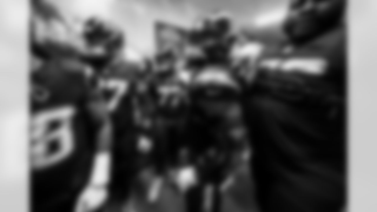 OLB Khalil Mack (52)