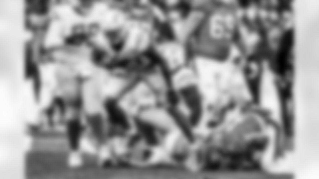 Take a look back at the Chargers Week 18 matchup with the Broncos in monochrome.