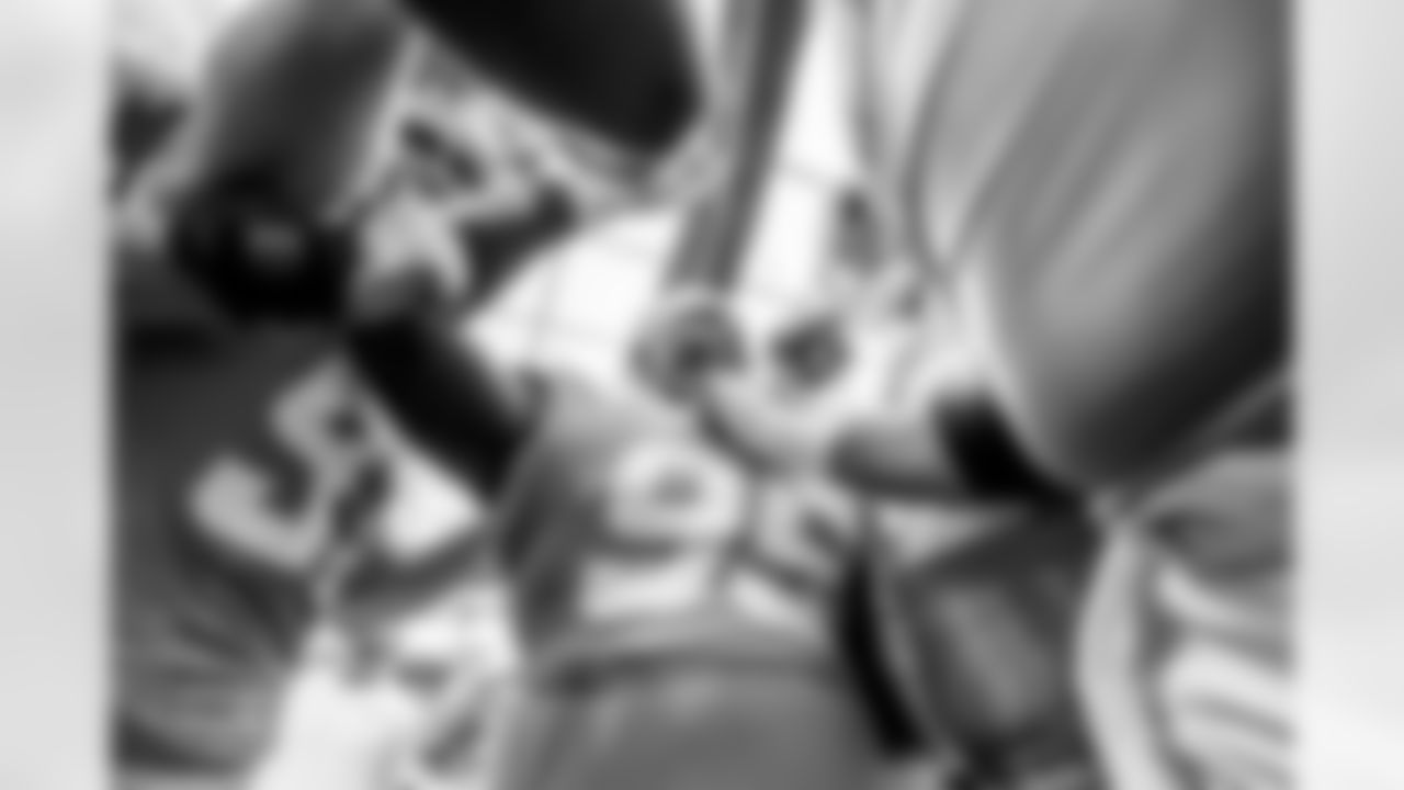 The Los Angeles Chargers play the Las Vegas Raiders on Sunday, September 8, 2024 at SoFi Stadium in Inglewood, CA.
[FINAL SCORE: LAC 22 - LV 10]