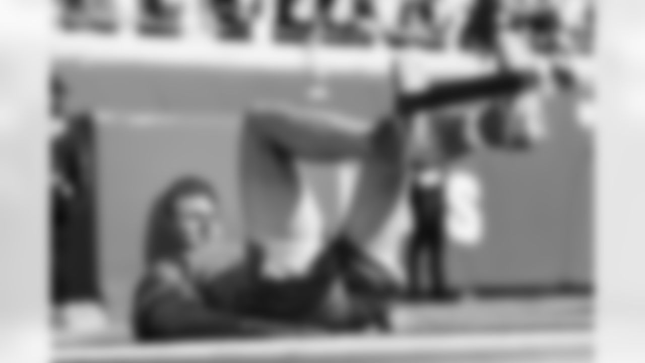 WR Ladd McConkey (15)