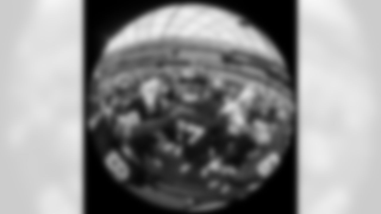 Check out the best shots from the Chargers Week 13 matchup against the Raiders!