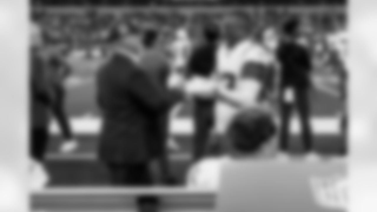 Check out the best shots from the Chargers Week 16 matchup against the Cowboys!