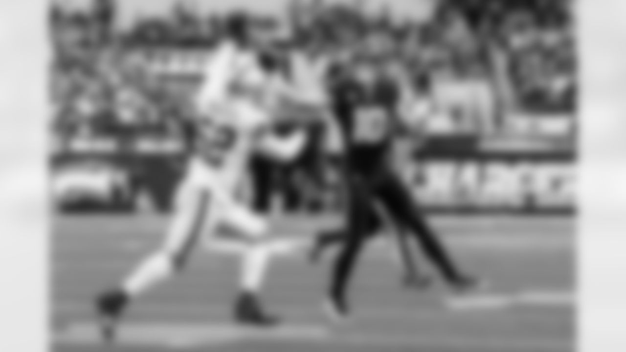 Check out the best shots from the Chargers Week 13 matchup against the Raiders!