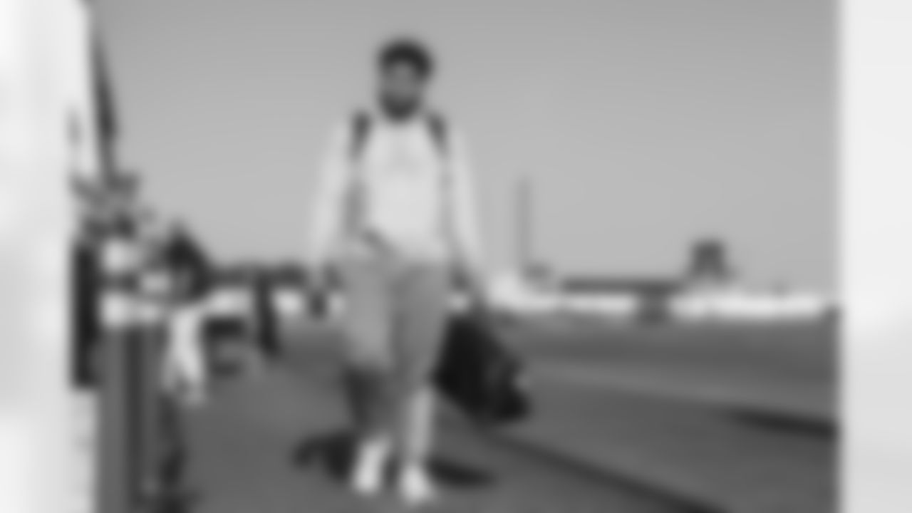 Los Angeles Chargers OLB Tuli Tuipulotu (45) travels to Dallas on Saturday, Dec. 20, 2025 for the Week 16 regular season matchup against the Dallas Cowboys.