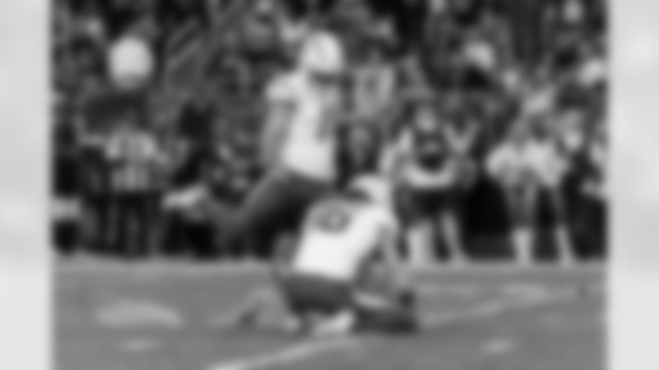 Chargers K Cameron Dicker (#11) in action during their Pro Bowl season